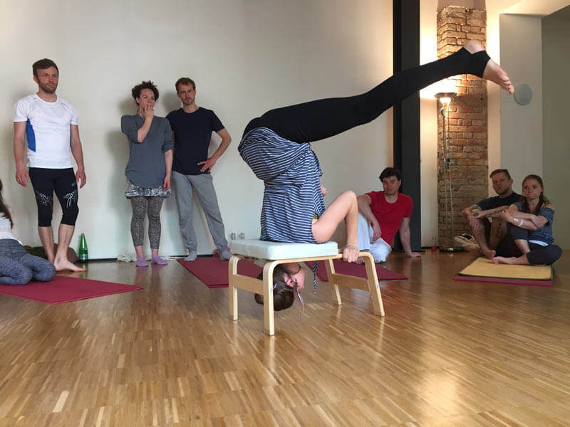 2016_05_acro_yoga_03