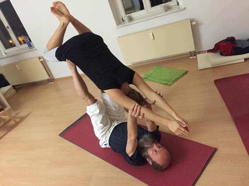 2016_05_acro_yoga_10