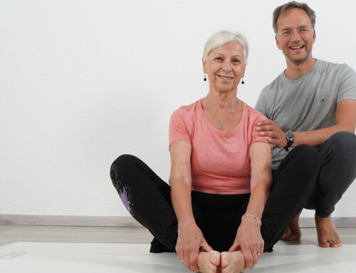 Senioren Yoga – mit diesen 5 Punkten fit bis ins hohe Alter